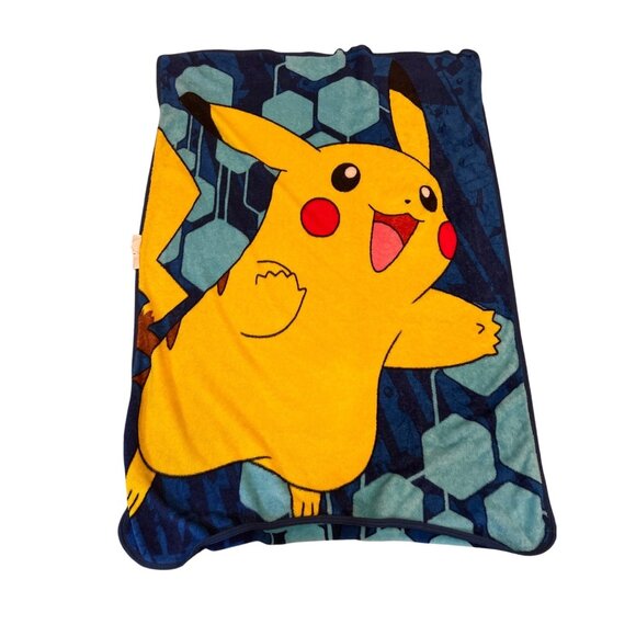 Pikachu Character Fleece Blanket Kids Throw Size Pokemon - Picture 2 of 2